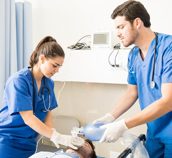 DIPLOMADO EN ENFERMERÍA DE URGENCIAS Y EMERGENCIAS