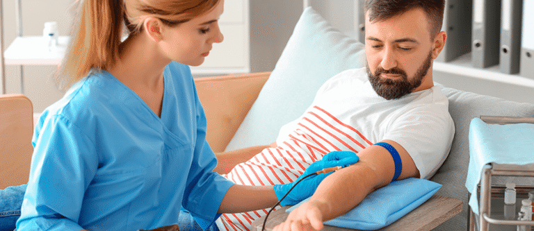 DIPLOMADO EN HEMOTERAPIA Y BANCO DE SANGRE
